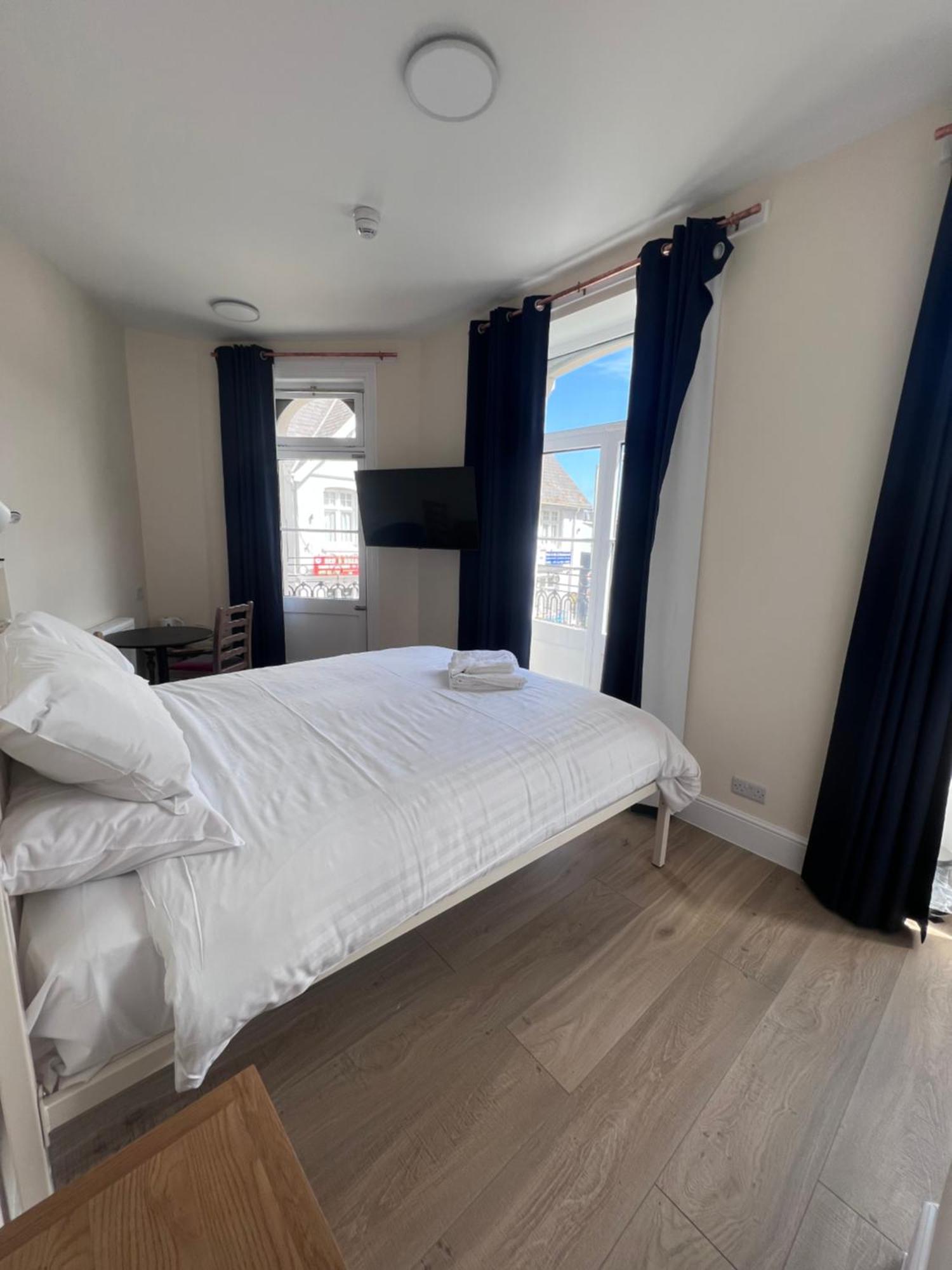 The Harbour Lights Bed and Breakfast Ilfracombe Eksteriør billede